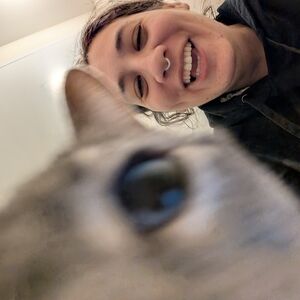 Meet your Posher, Angela